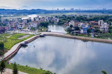 遵义湘香建筑工程有限公司,业务咨询,方案定制,交付实施,持续服务,遵义湘香建筑工程有限公司聚焦KTV等细分场景提供服务支持,围绕KTV,仓储配送